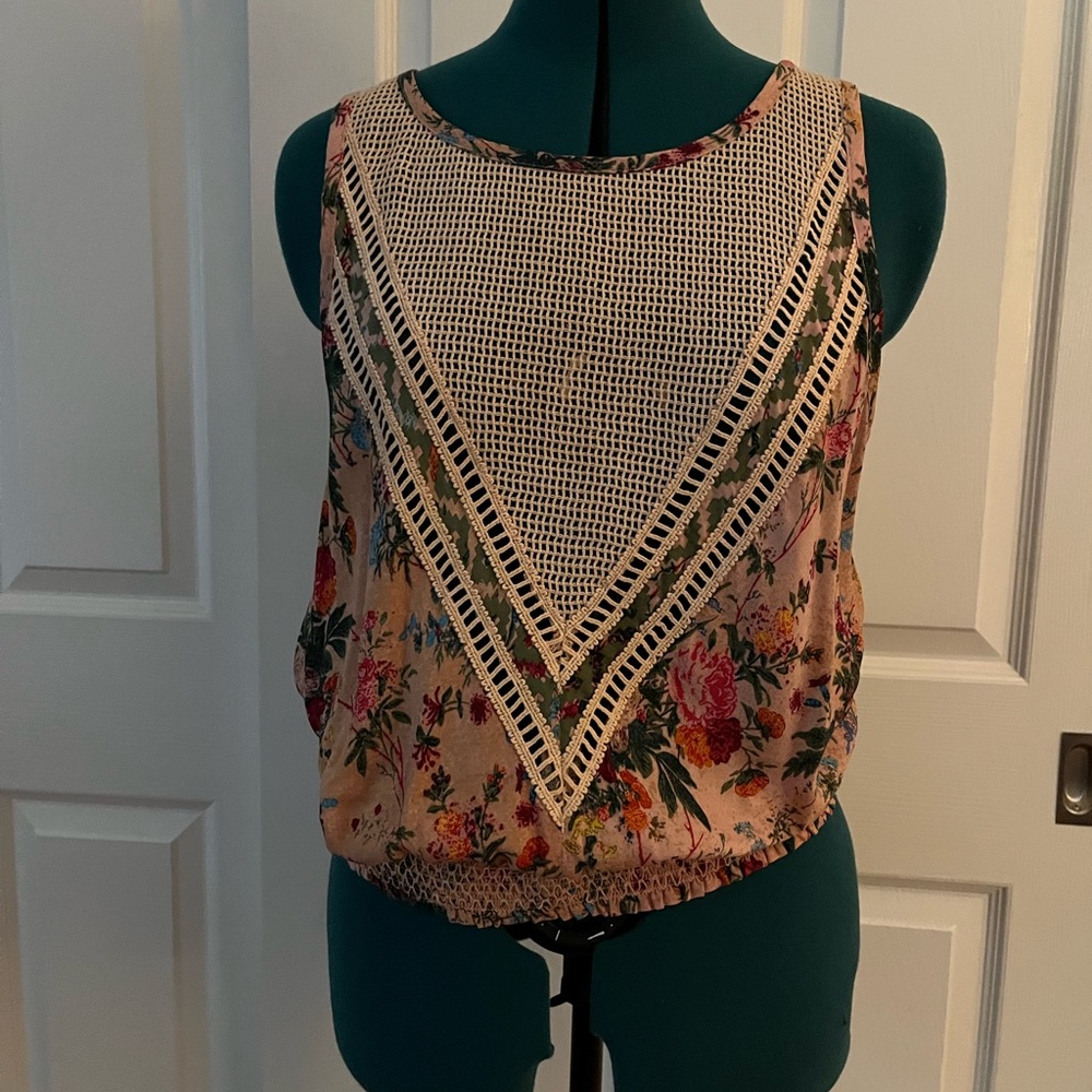 Plenty by Tracy Reese sleeveless floral top with mesh detail, elastic hem.